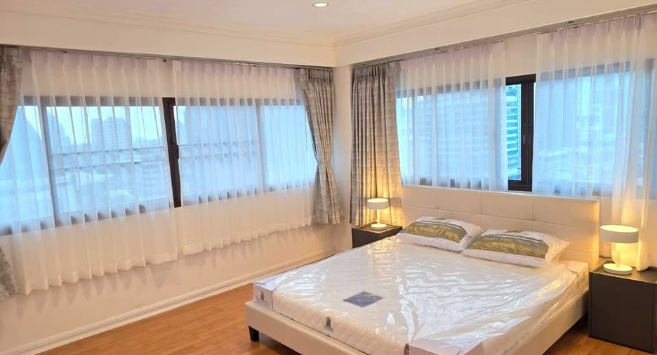 For rent 3 ベッドルーム condo in Watthana, Bangkok