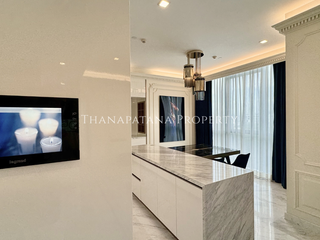 For rent and for sale 2 bedrooms condo in Watthana, Bangkok