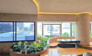 For rent そして for sale 2 ベッドルーム condo in Pathum Wan, Bangkok