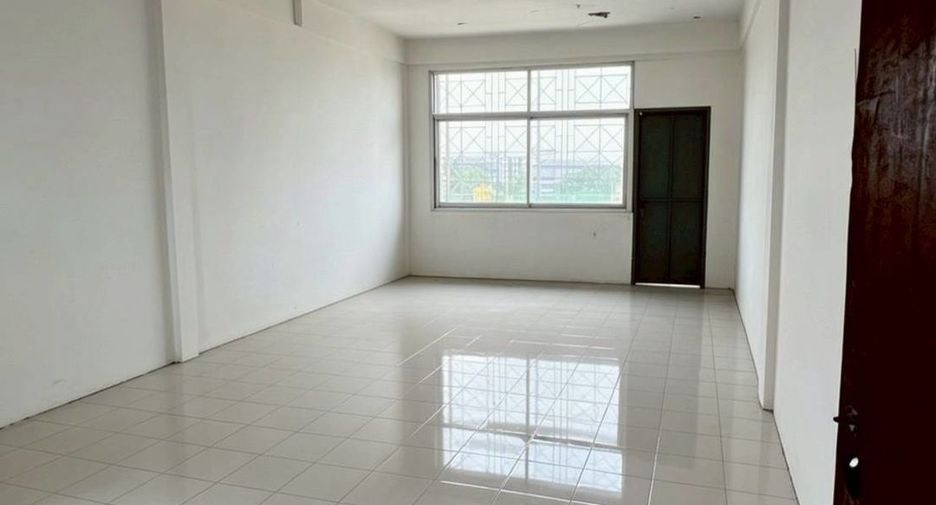 For rent そして for sale retail Space in Prawet, Bangkok