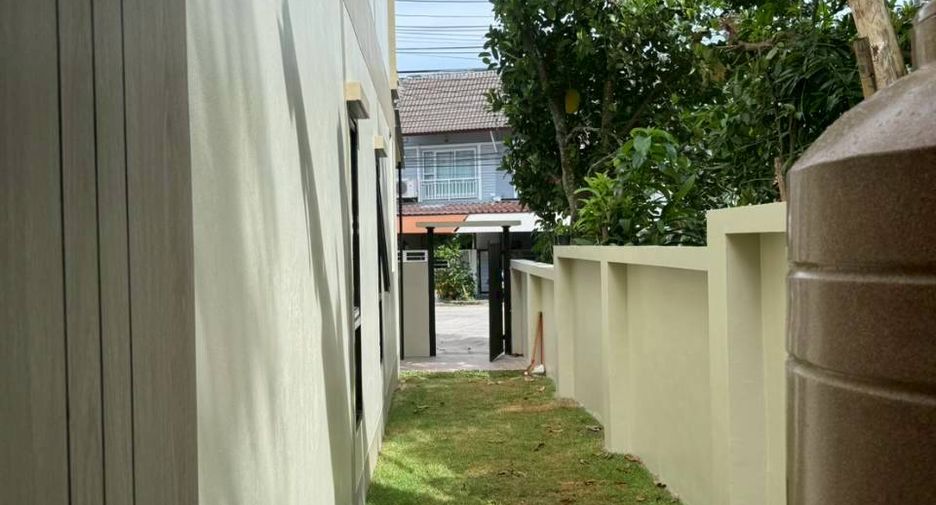 Casa adosada en venta de 2 habitaciones en Kathu, Phuket