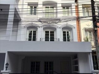 出租 3 卧室 独立屋 在 Phasi Charoen, 曼谷