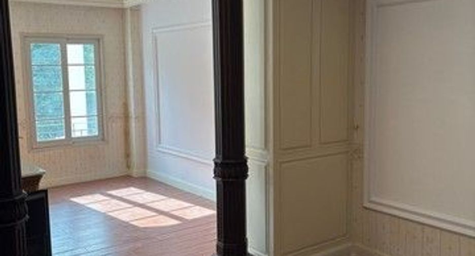 Haus zur Miete mit 3 Zimmer in Phasi Charoen, Bangkok