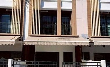 Haus zur Miete mit 3 Zimmer in Phasi Charoen, Bangkok