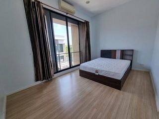 出租 3 卧室 独立屋 在 Phasi Charoen, 曼谷