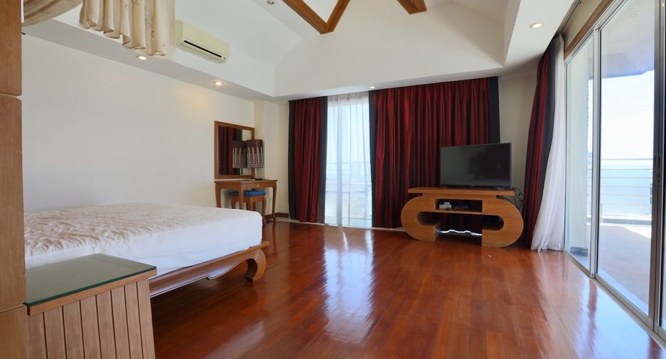 À vendre 5 chambres condo à Pratumnak, Pattaya