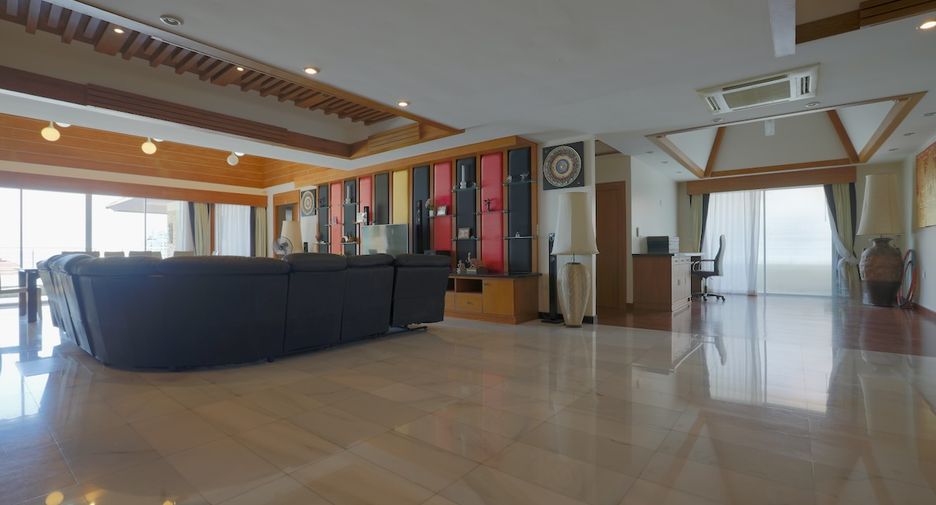 À vendre 5 chambres condo à Pratumnak, Pattaya