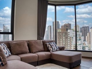 For rent and for sale 2 bedrooms condo in Khlong Toei, Bangkok
