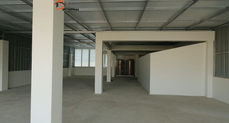 Haus zum Kauf mit 3 Zimmer in Phra Khanong, Bangkok