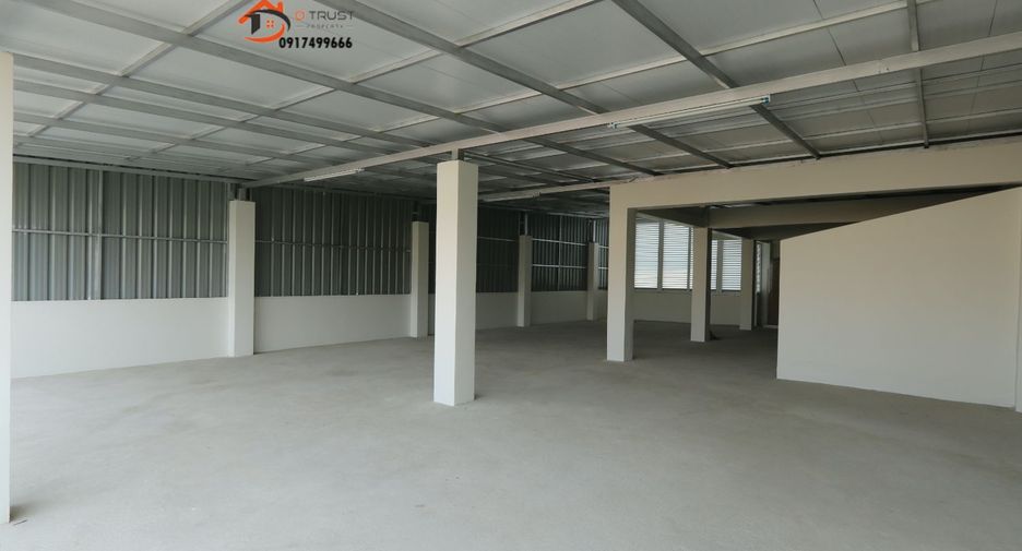 Haus zum Kauf mit 3 Zimmer in Phra Khanong, Bangkok