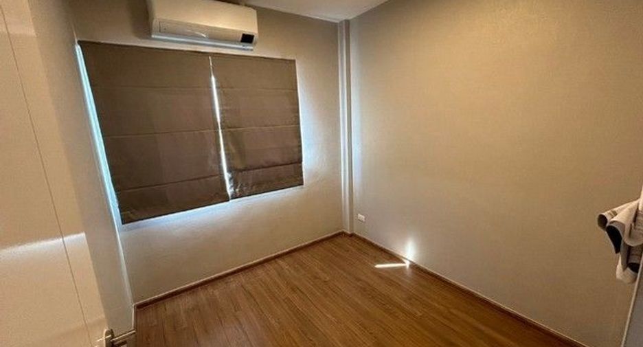 Аренда 3 спальни дом в Пращет, Бангкок