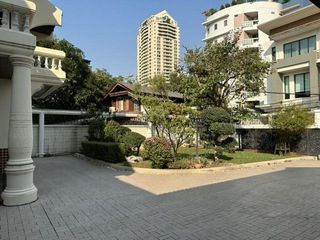 ให้เช่า 5 ห้องนอน บ้านเดี่ยว ใน สาทร, กรุงเทพฯ
