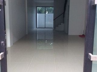 出租 1 卧室 商业空间 在 Khlong Sam Wa, 曼谷