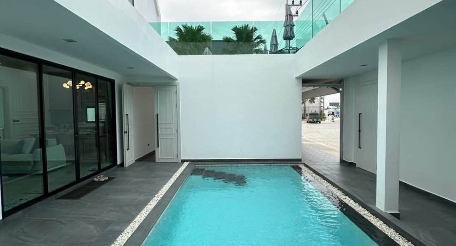 For sale 3 ベッドルーム villa in Huay Yai, Pattaya