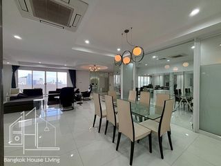 For rent 3 bedrooms condo in Watthana, Bangkok