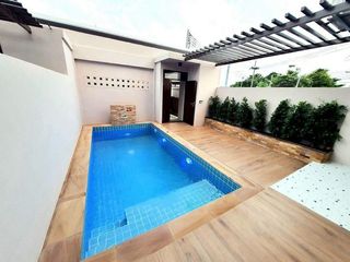 À vendre 3 chambres maison de ville à Bang Saray, Pattaya