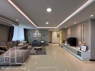 For rent 4 bedrooms condo in Watthana, Bangkok