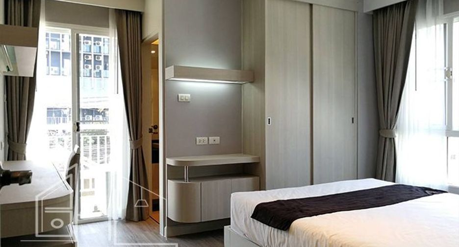 Wohnung zur Miete mit 3 Zimmer in Watthana, Bangkok