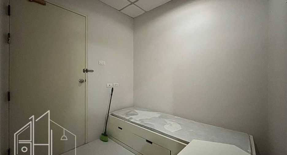 Wohnung zur Miete mit 3 Zimmer in Watthana, Bangkok