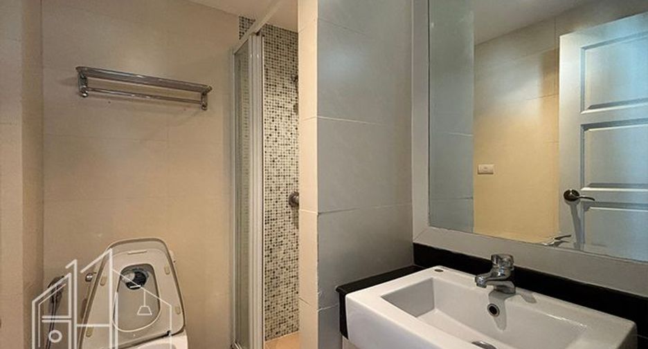 Wohnung zur Miete mit 3 Zimmer in Watthana, Bangkok