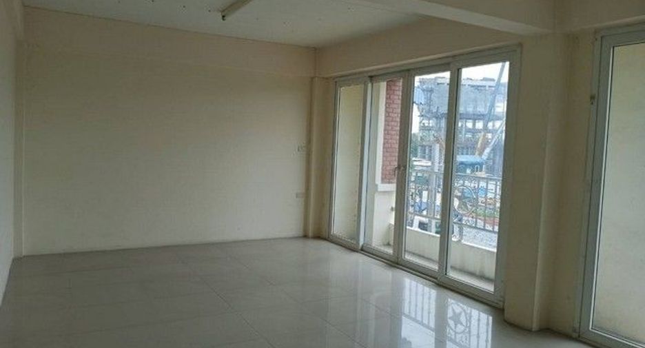 Gewerbefläche zur Miete mit 1 Zimmer in Bangkok Noi, Bangkok