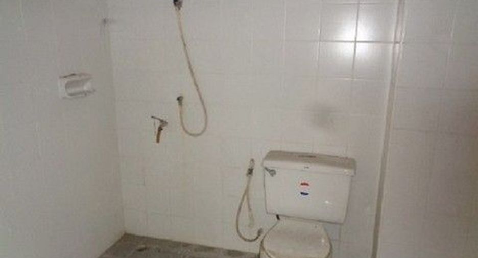Local comercial en venta de 5 habitaciones en Mueang Trang, Trang