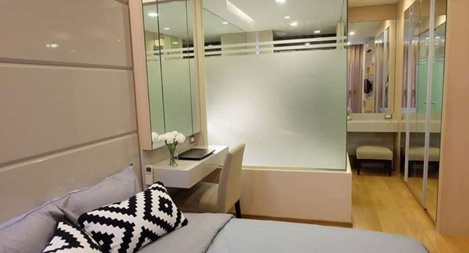 For rent 1 bed condo in Watthana, Bangkok