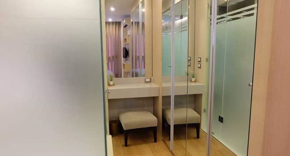 For rent 1 bed condo in Watthana, Bangkok