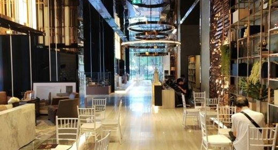 For rent 1 bed condo in Bang Rak, Bangkok
