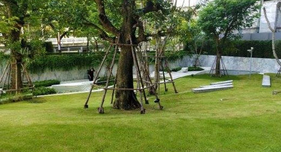For rent 1 bed condo in Bang Rak, Bangkok