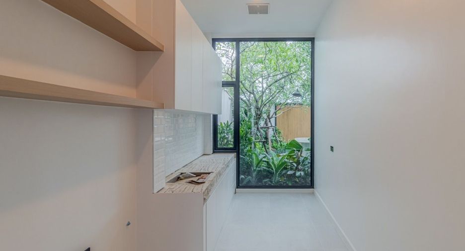 À vendre 4 chambres villa à Hang Dong, Chiang Mai