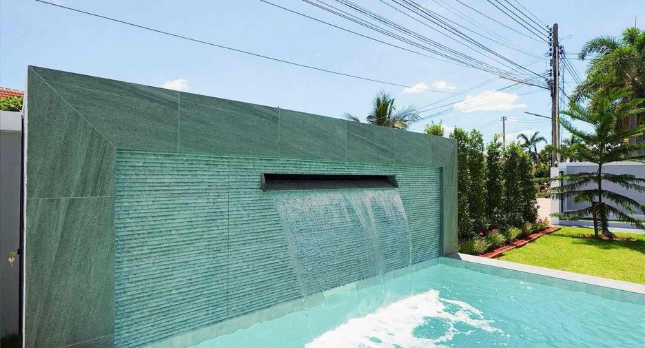 For sale 4 ベッドルーム villa in East Pattaya, Pattaya