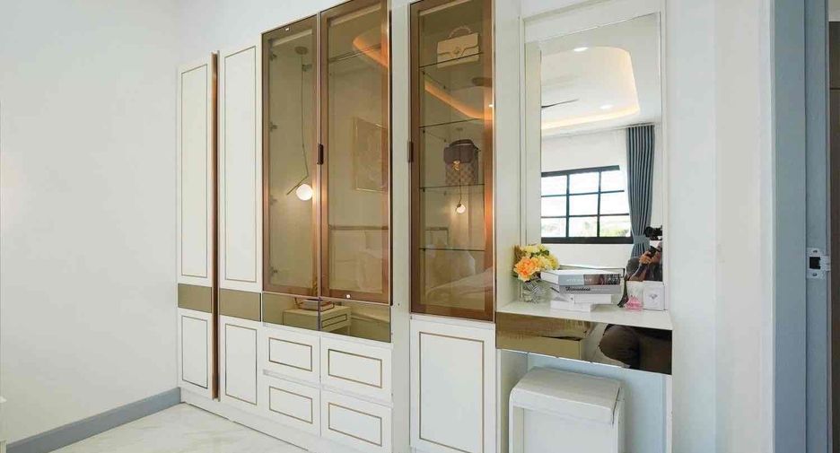 For sale 4 ベッドルーム villa in East Pattaya, Pattaya