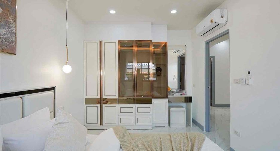 For sale 4 ベッドルーム villa in East Pattaya, Pattaya