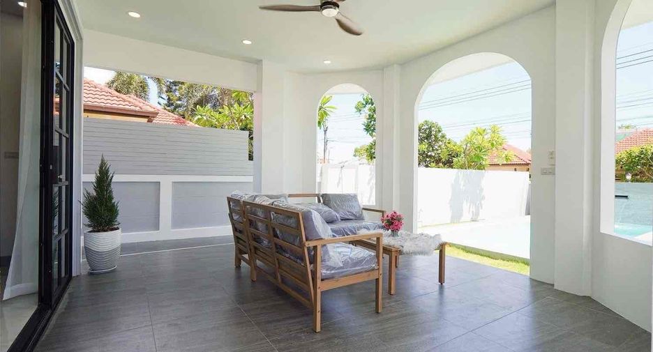 For sale 4 ベッドルーム villa in East Pattaya, Pattaya