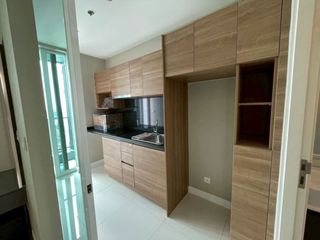 Продажа 1 кровать кондо в Mueang Samut Prakan, Самутпракан