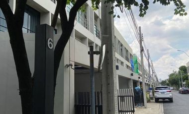 À louer 3 chambres maison à Suan Luang, Bangkok