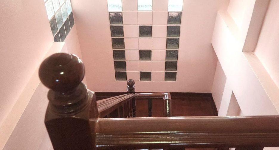 For sale 3 ベッドルーム house in Khlong Sam Wa, Bangkok