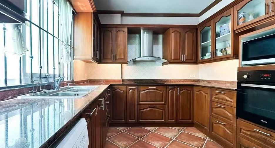 Продажа 3 спальни дом в Северная Паттайя, Паттайя