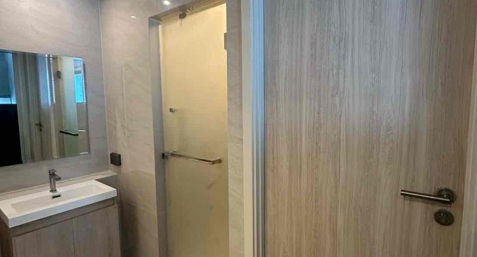 For rent 1 bed condo in Phaya Thai, Bangkok