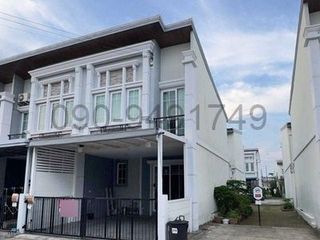 Reihenhaus zur Miete mit 4 Zimmer in Phra Pradaeng, Samut Prakan