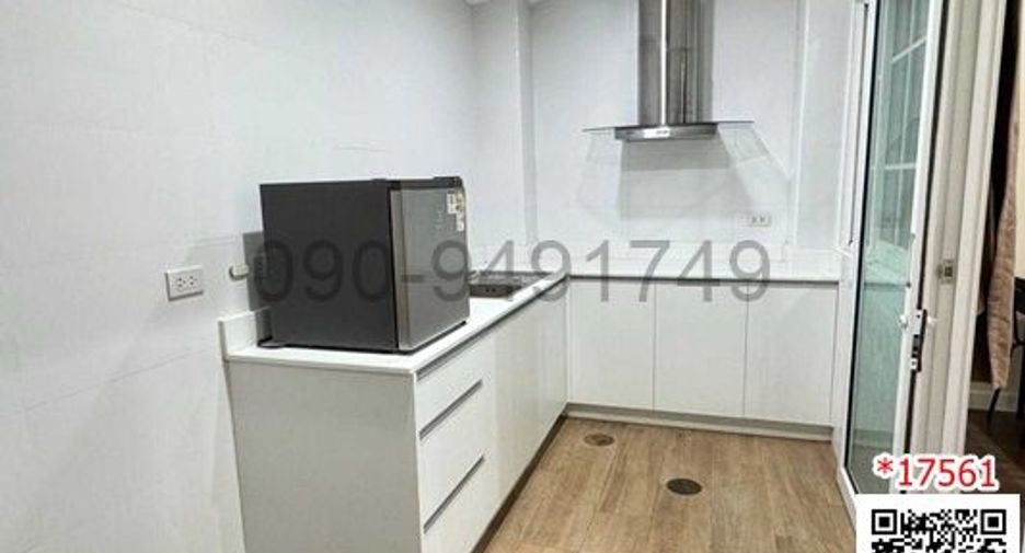 Reihenhaus zur Miete mit 4 Zimmer in Phra Pradaeng, Samut Prakan