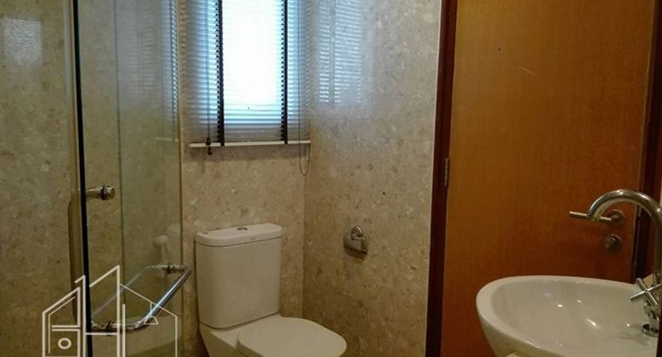 Аренда 3 спальни апартаменты в Щаттхана, Бангкок