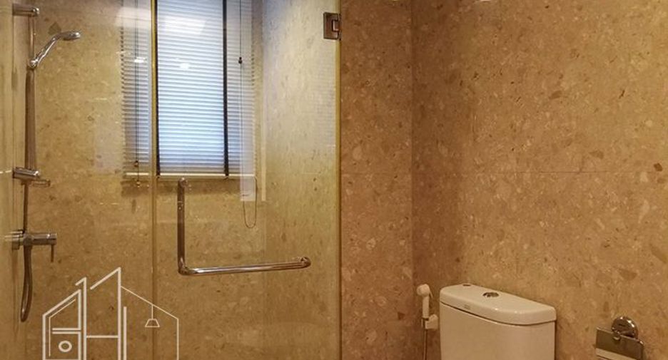 Аренда 3 спальни кондо в Щаттхана, Бангкок