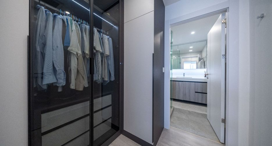 For sale 3 bedrooms condo in South Pattaya, Pattaya