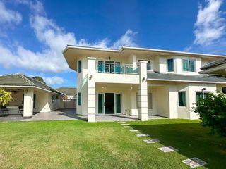 Haus zum Kauf mit 4 Zimmer in Bang Lamung, Chonburi