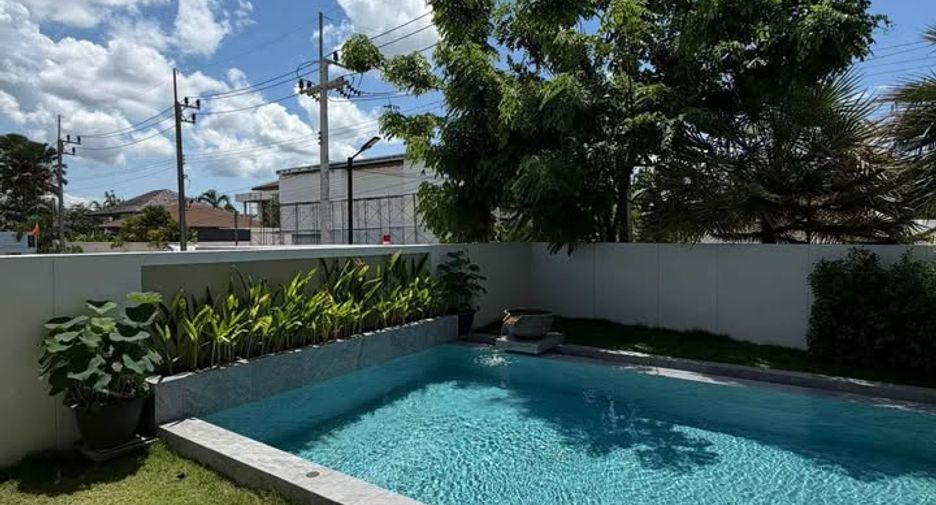 For rent 4 bedrooms villa in Thalang, Phuket