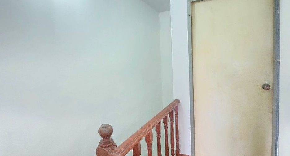 For rent そして for sale 3 ベッドルーム townhouse in Prawet, Bangkok