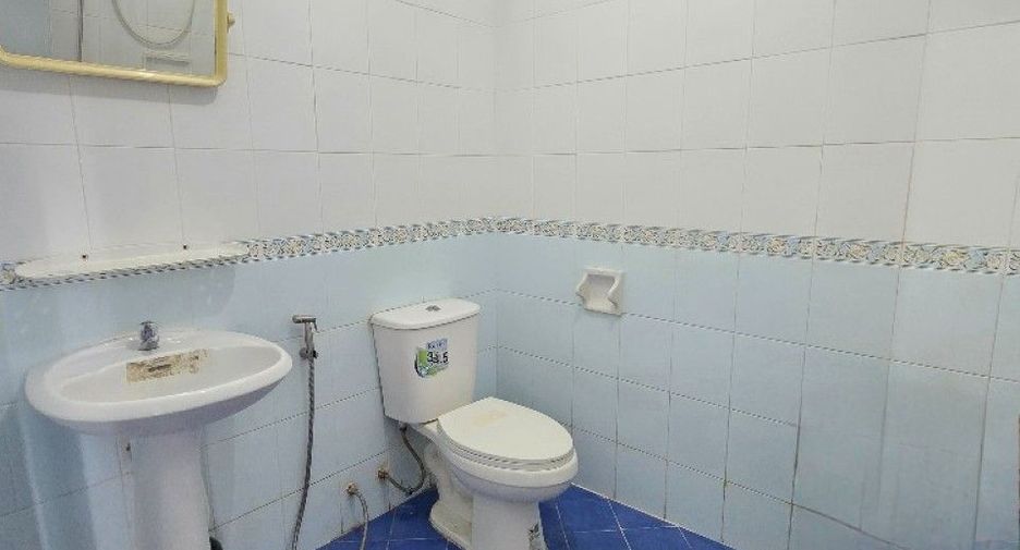 For rent そして for sale 3 ベッドルーム townhouse in Prawet, Bangkok