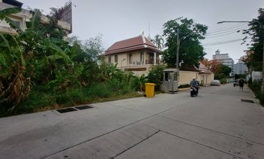 出售 土地 在 Pratumnak, 芭提雅